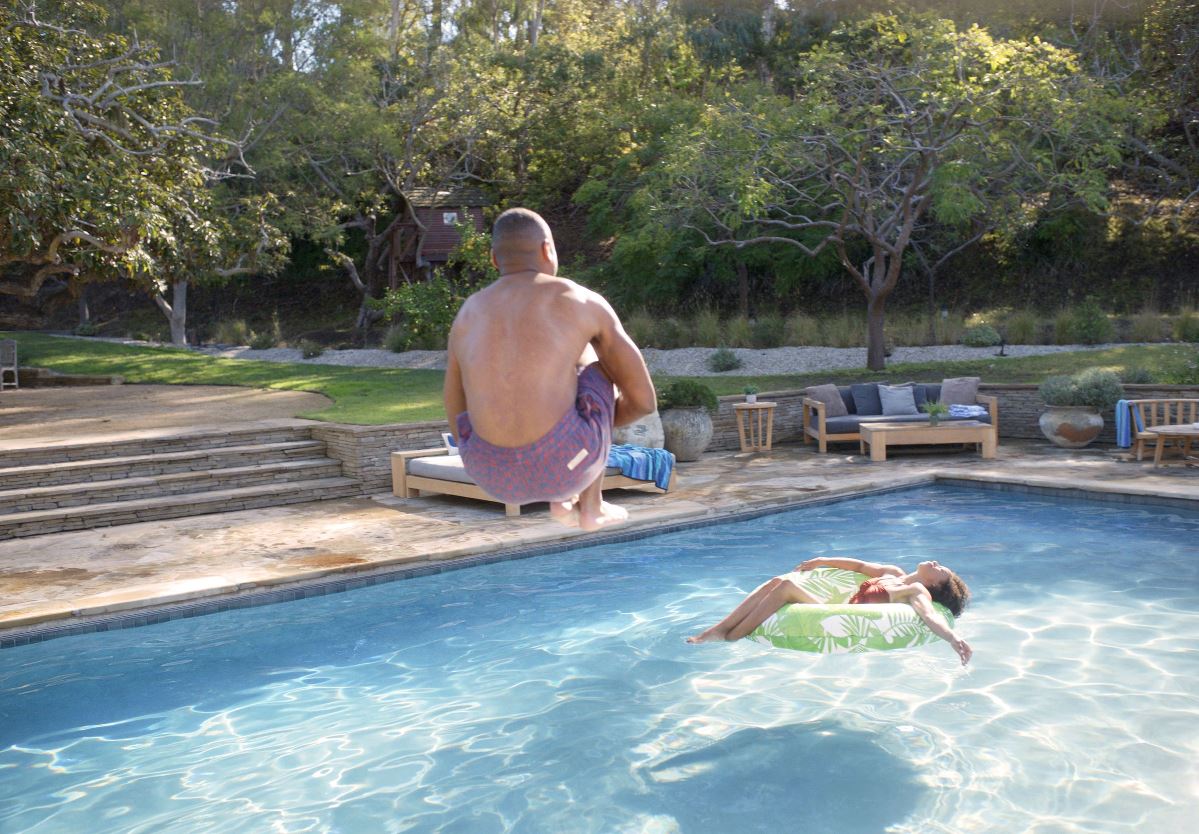 Couple in Pool 2